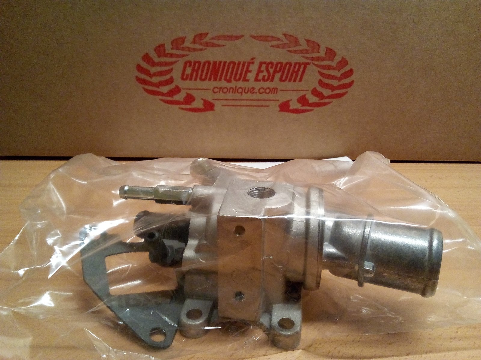 Thermostat for Lancia Delta Integrale 16v and Evo (gasket included ...