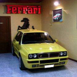 Evo Giallo Ferrari